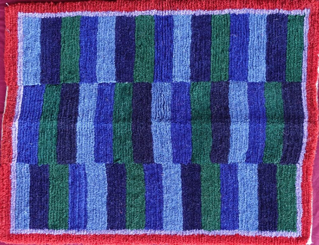 Rug 118 (Size S/MED)