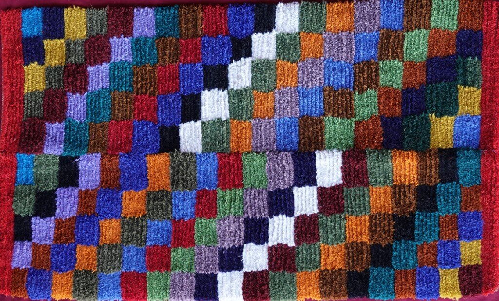 Rug 121 (Size S/MED)