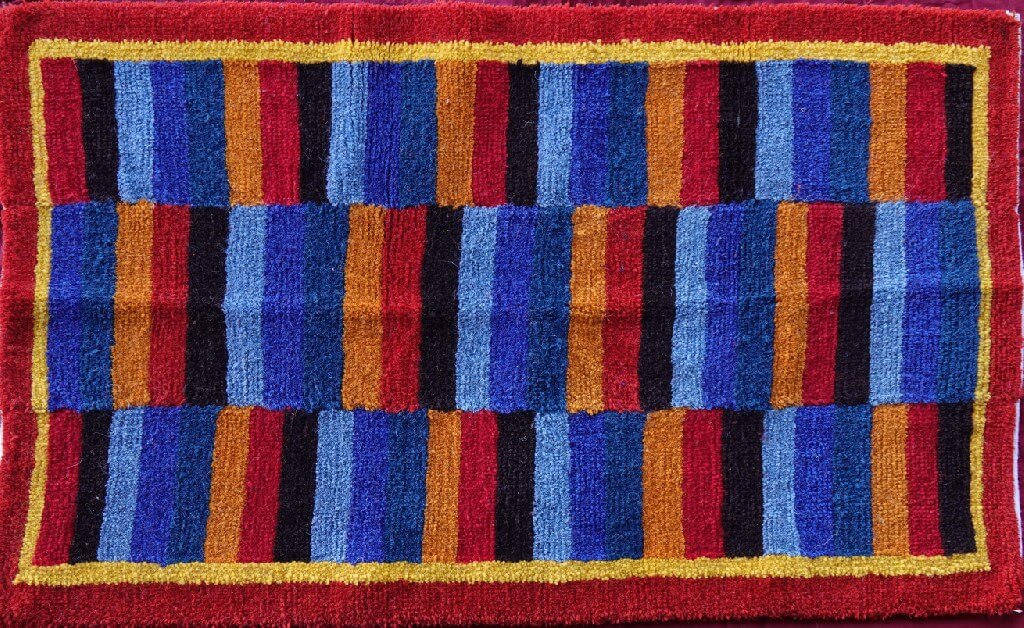 Rug 185 (Size MED)