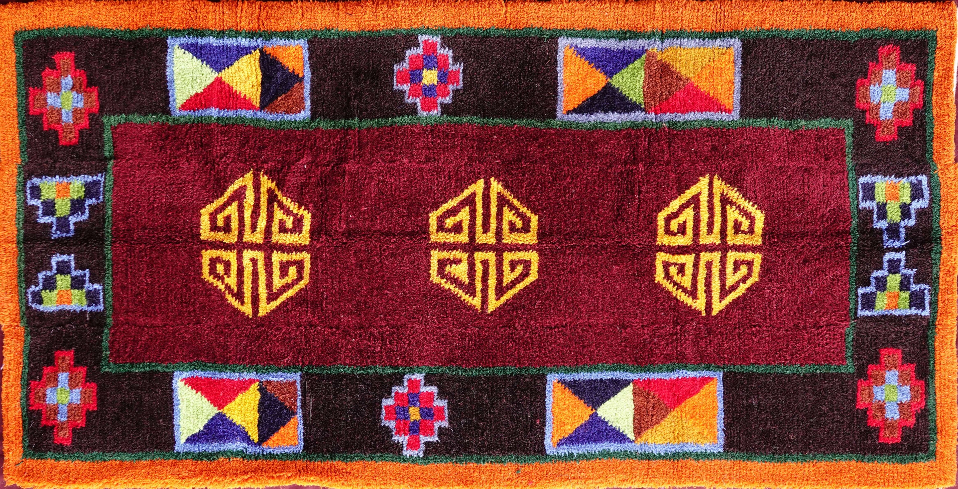 Rug 86 (Size XLG)